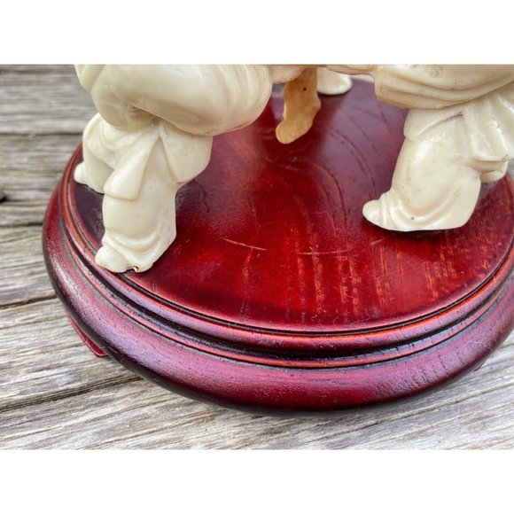 Vintage Asian China Resin Sculpture Boys Holding Longevity Peach - Picture 11 of 15